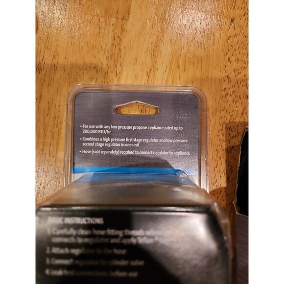 Bernzomatic Two stage propane appliance regulator & 10' hose set - Picture 8 of 10